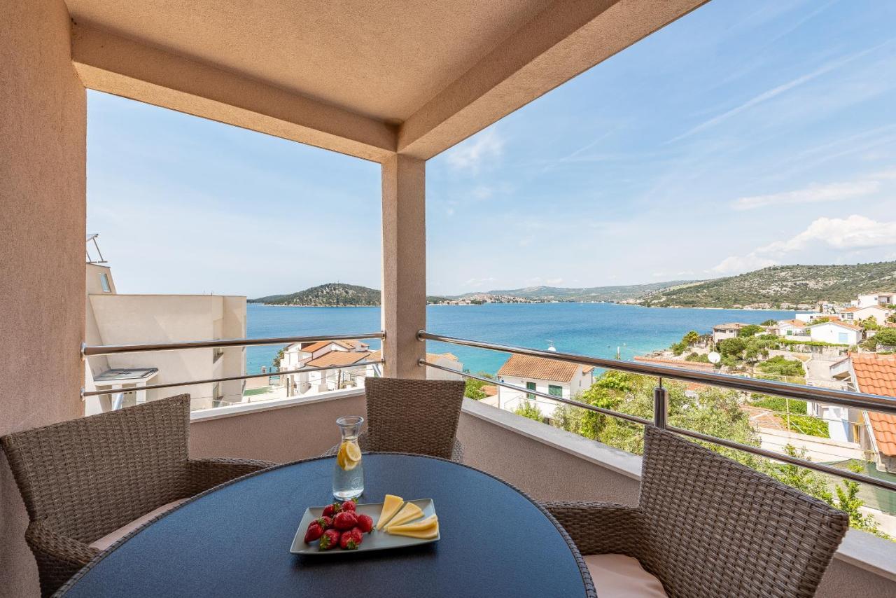 Villa Mona Apartments Ražanj Екстериор снимка