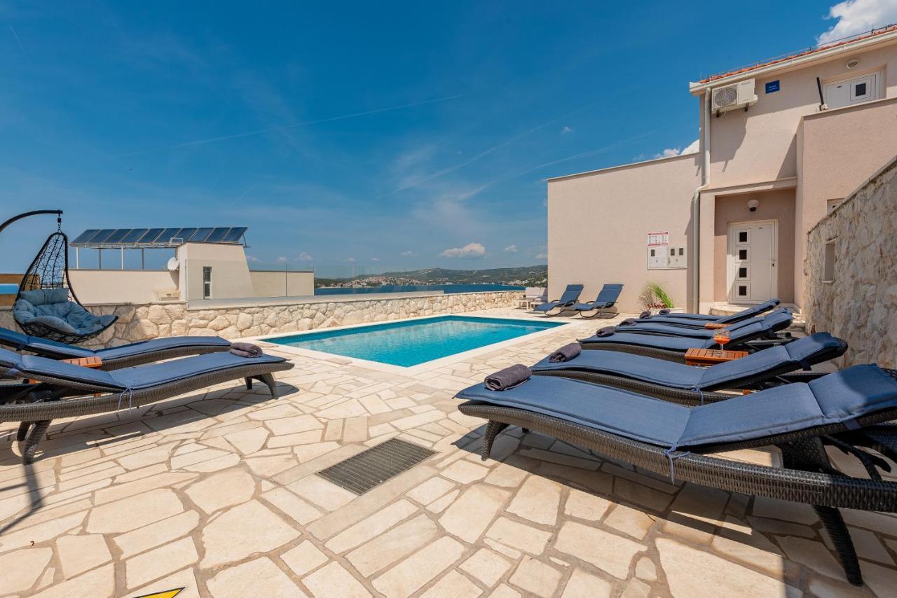 Villa Mona Apartments Ražanj Екстериор снимка