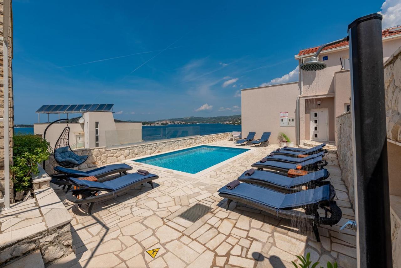 Villa Mona Apartments Ražanj Екстериор снимка