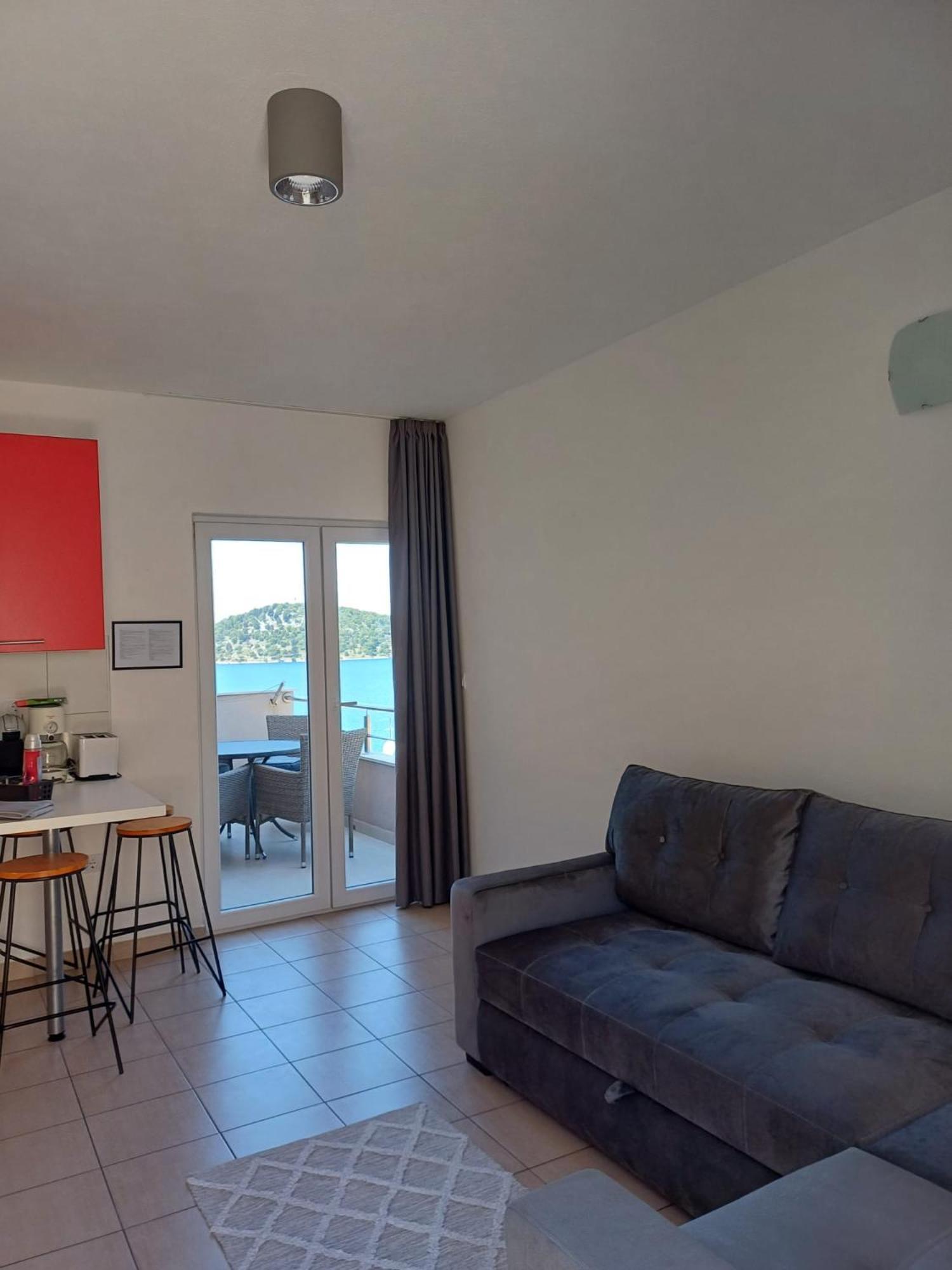 Villa Mona Apartments Ražanj Екстериор снимка
