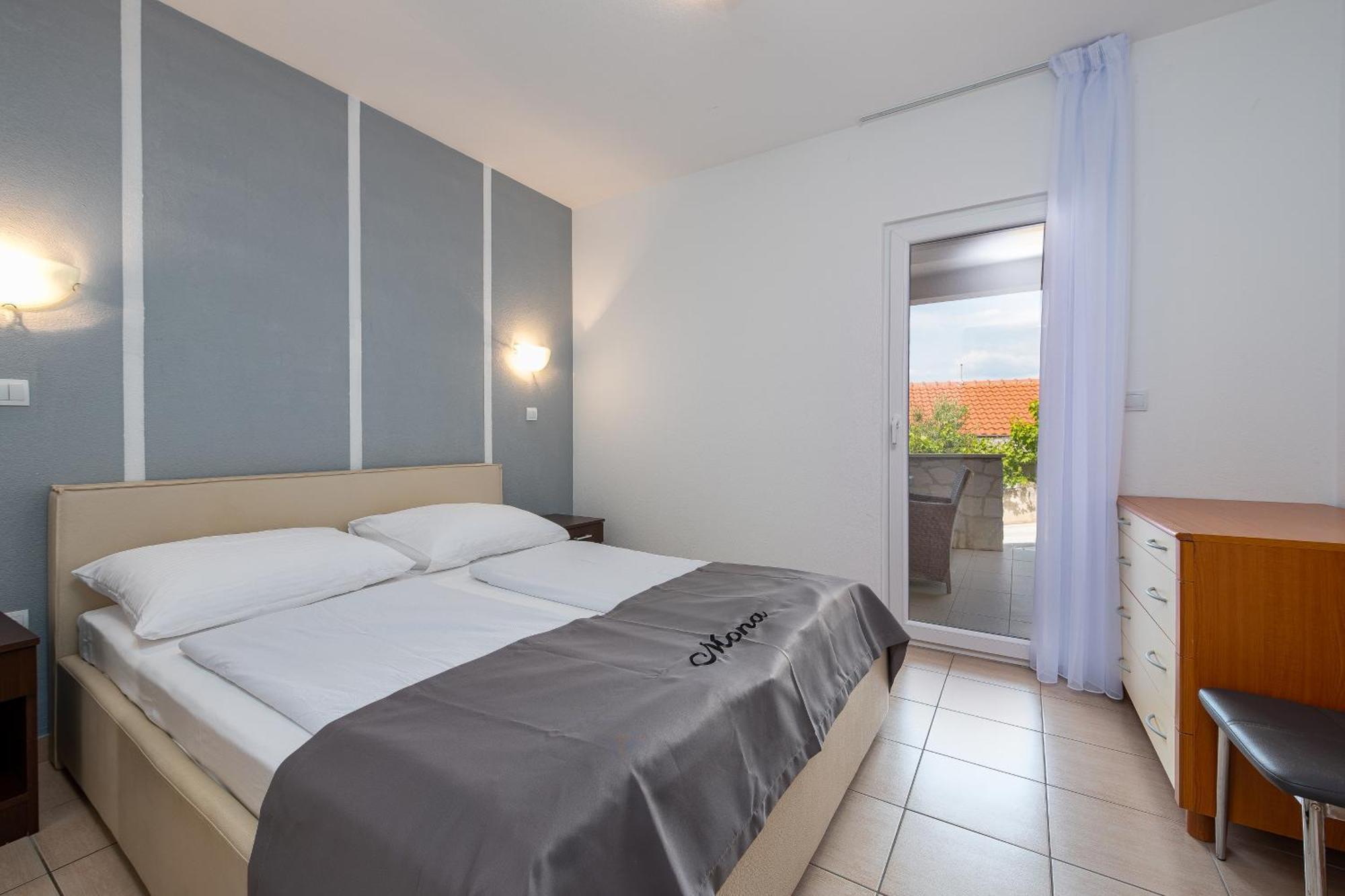 Villa Mona Apartments Ražanj Стая снимка